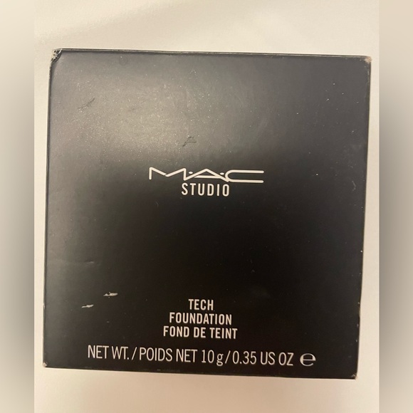 MAC Studio Tech Foundation NW46 BRAND NEW - Picture 5 of 7